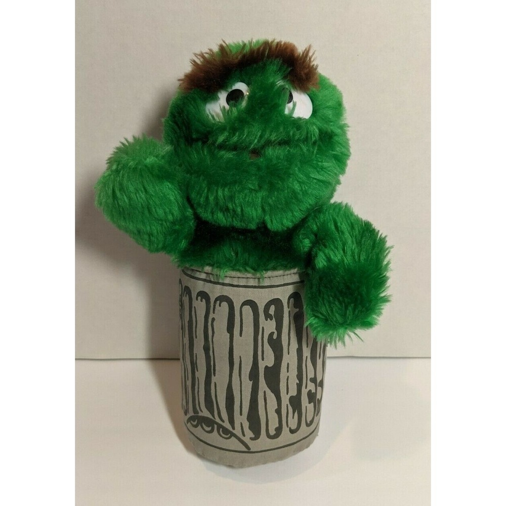 Vintage Sesame Street Oscar the Grouch Trash Can Stuffed Animal Toy Green 10"